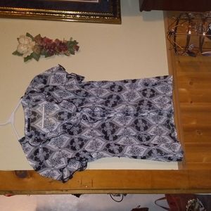 Navy/white pearl button up blouse
